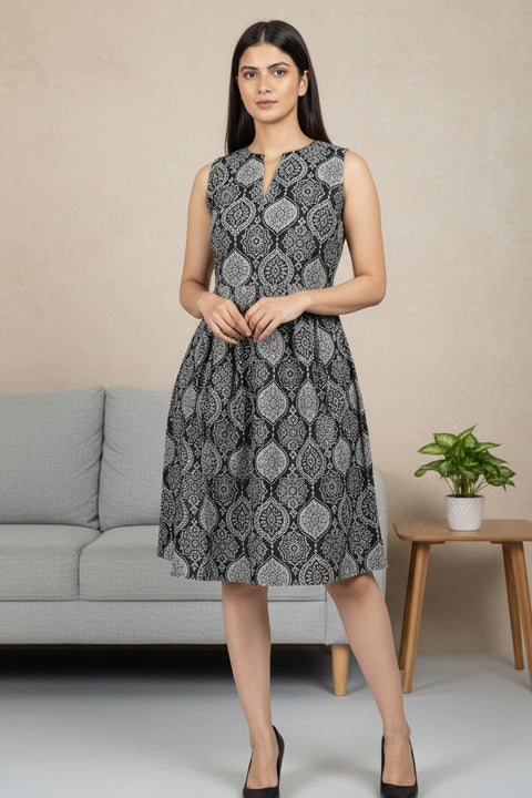 Elegant Black & Grey Printed A-Line Dress
