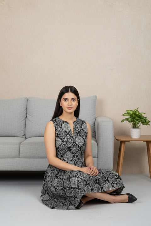 Elegant Black & Grey Printed A-Line Dress